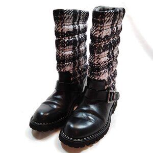 Chanel Boots Women Black Leather (calf) 460-073025